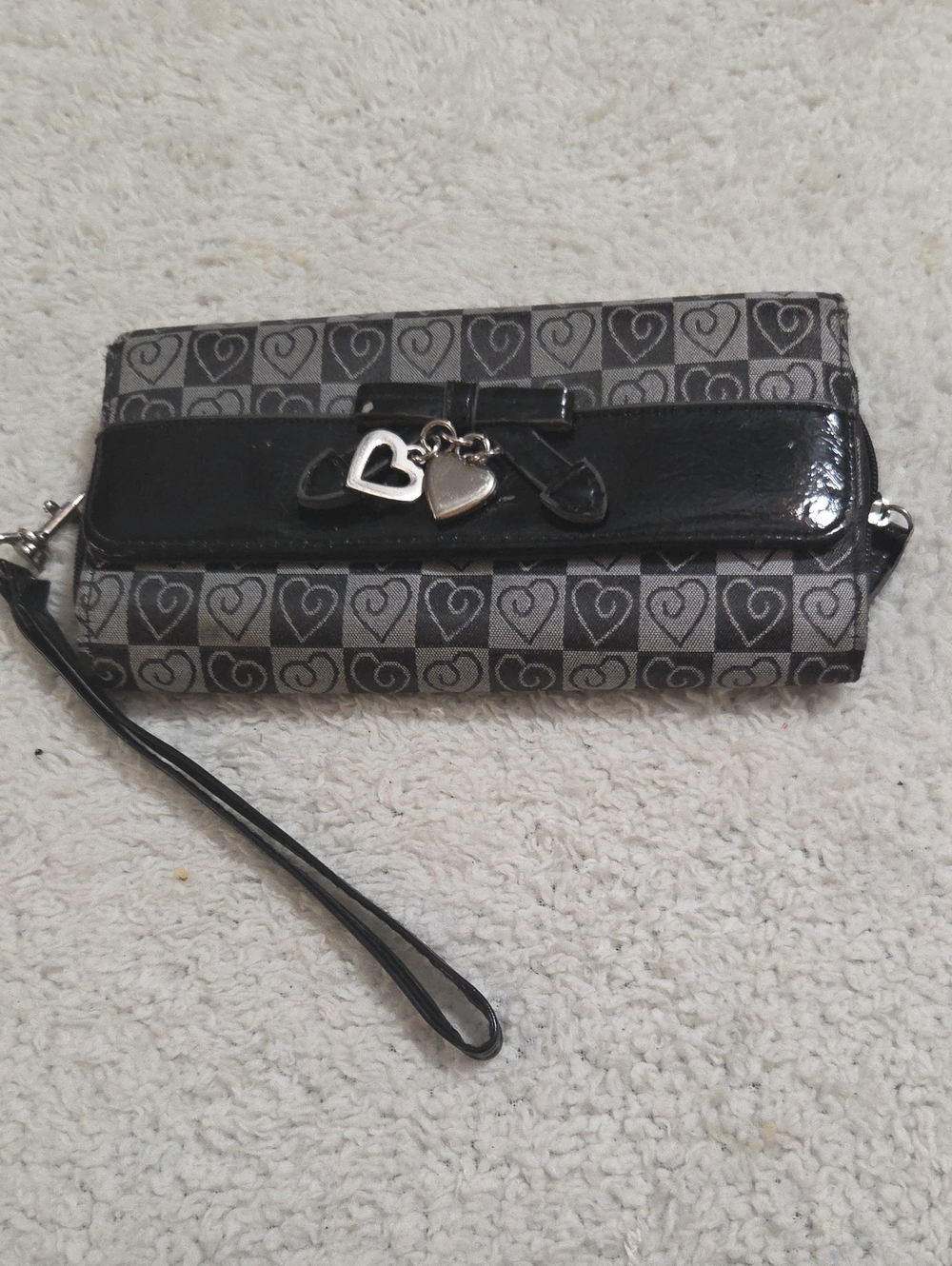 VINTAGE XOXO WALLET